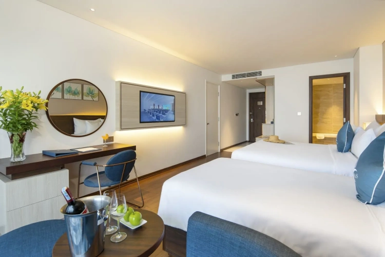 Grand Triple room beachfront