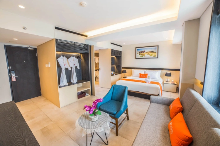 Premier Deluxe Double room with balcony