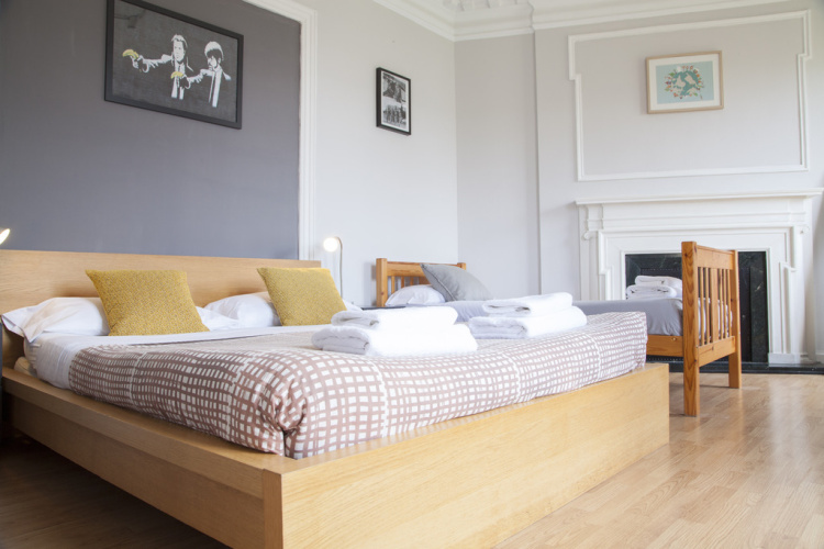 Triple room
