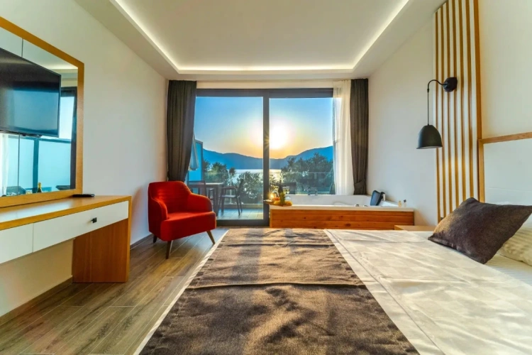 Economy Double room with partial sea view