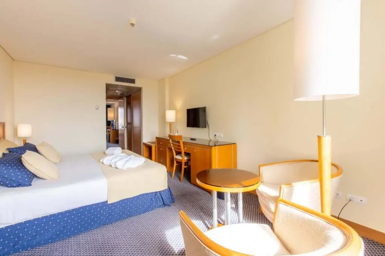 Master Double Suite