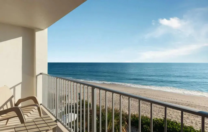 Costa d'Este Beach Resort and Spa