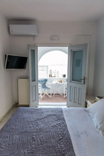 1 Bedroom Double Apartment with Caldera View
