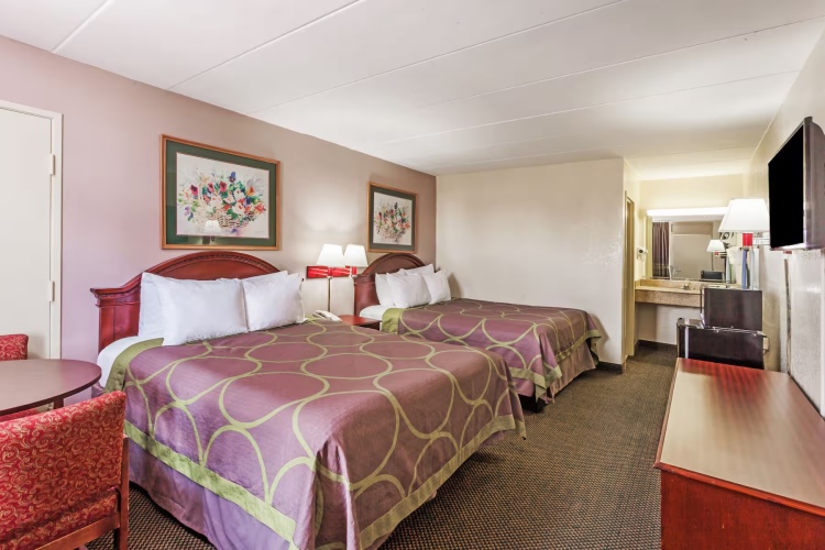 Quadruple room