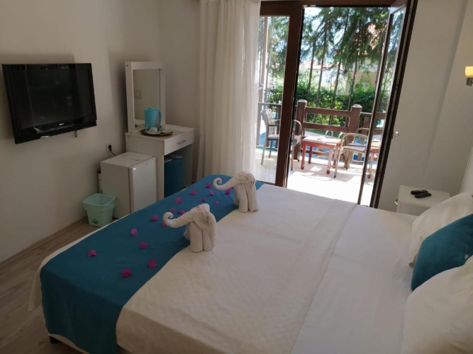 Standard Twin room with balcony