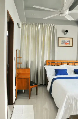 2 Bedrooms Apartment