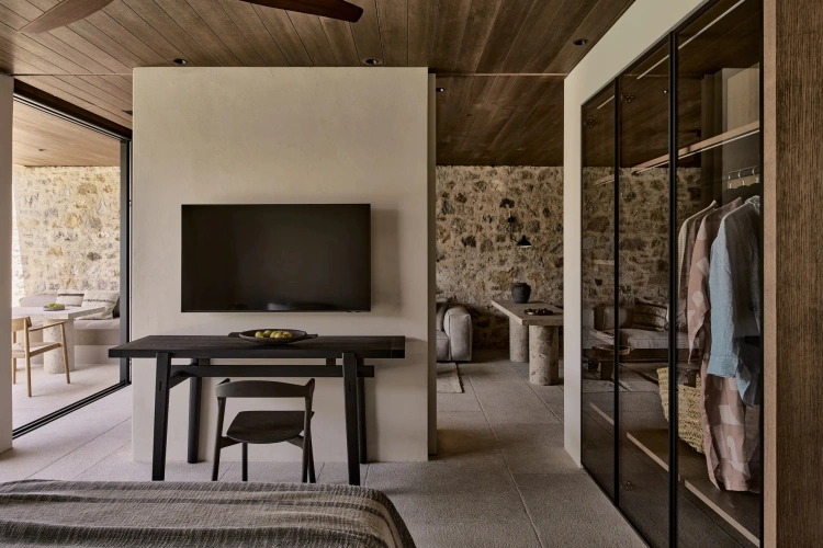 Theros with Private Heated Pool Suite