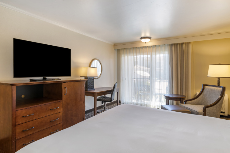 Best Western Plus Royal Oak Hotel photo 16