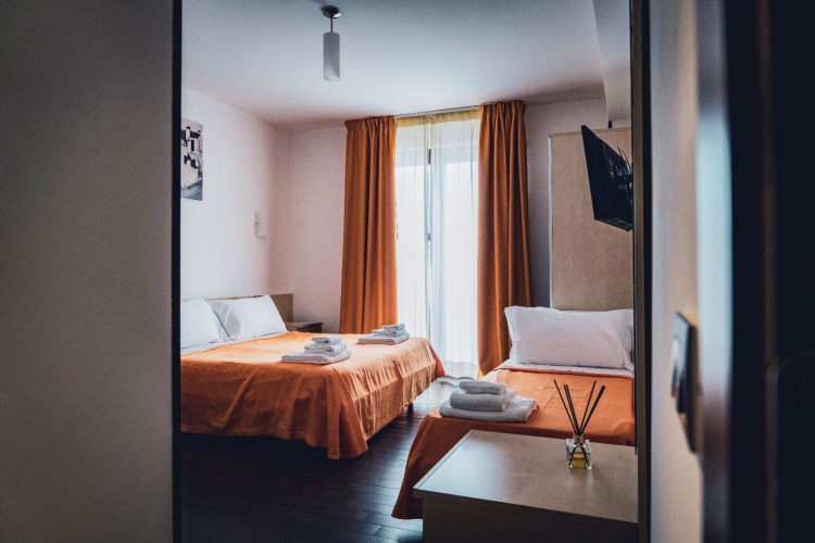 Classic Triple room