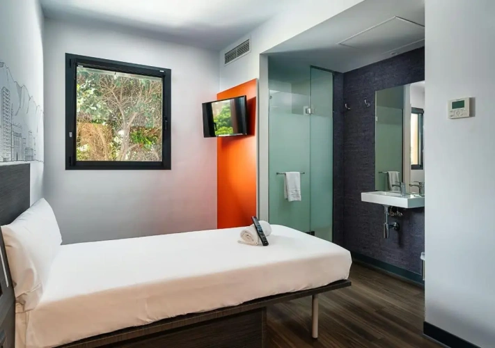 Single room