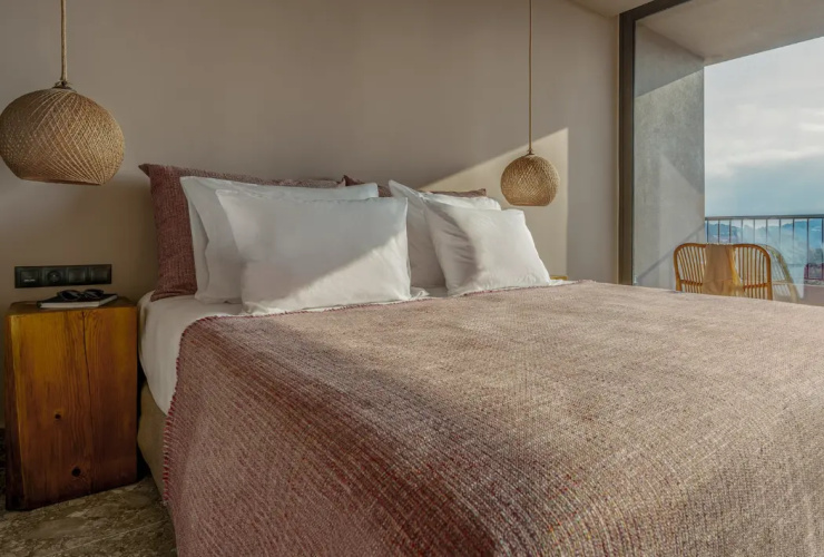 Panoramic Double room with balcony and with bay view