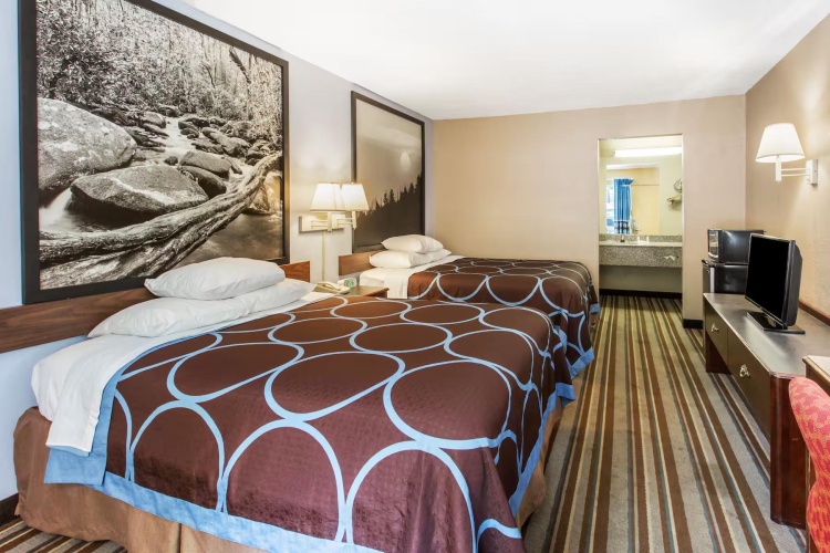 Quadruple room