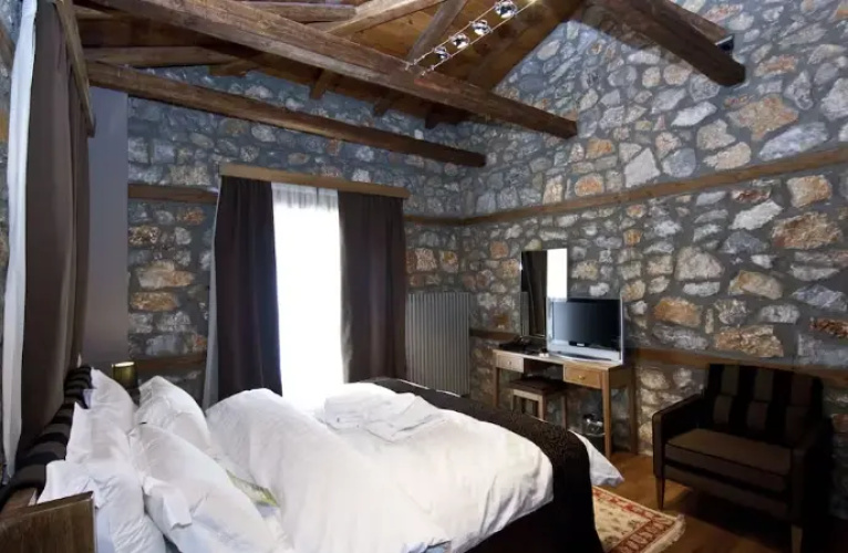 Double Chalet