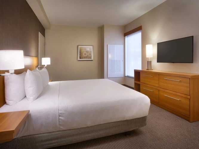 Accessible Double Suite