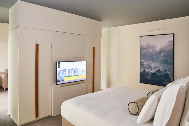 Deluxe Double Suite with patio view