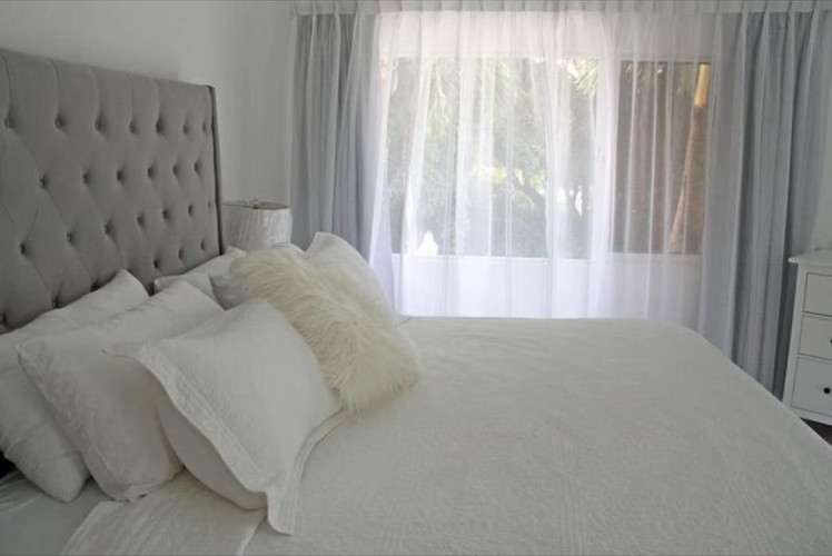 4 Bedrooms Villa
