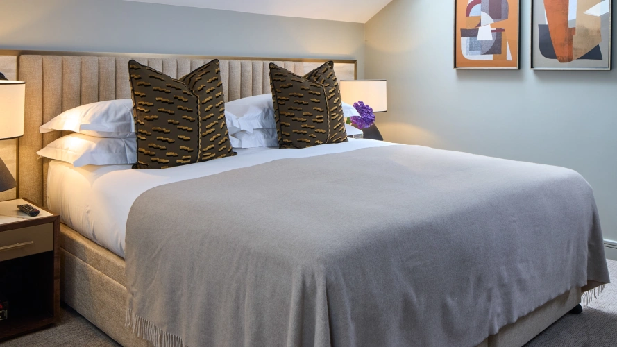 1 Bedroom Luxury Open Plan Loft Double Apartment