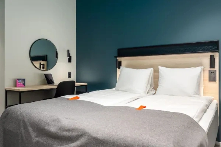 Small Atrium Double room