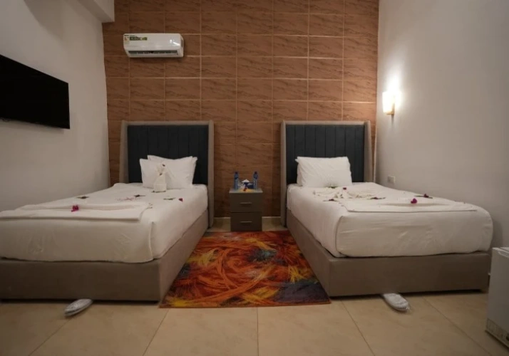 Standard Twin room