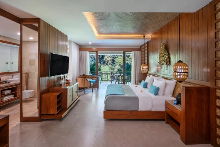 Double Suite with forest view