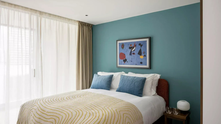1 Bedroom Double Apartment with internal balcony