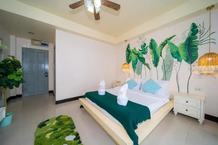 Patong Beach Side Hotel