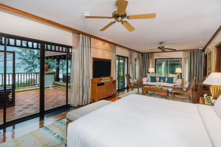 1 Bedroom Whirlpool Double Suite oceanfront