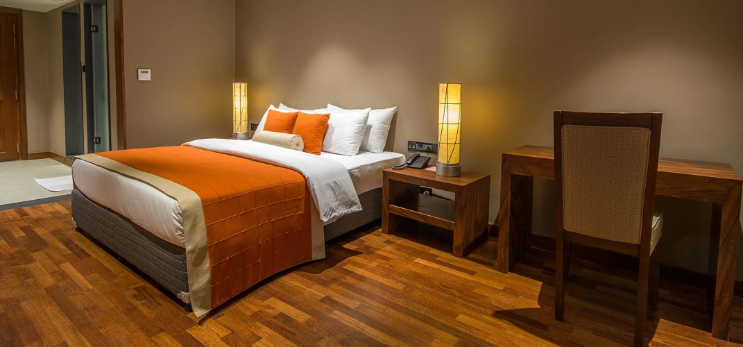 Interconnecting room