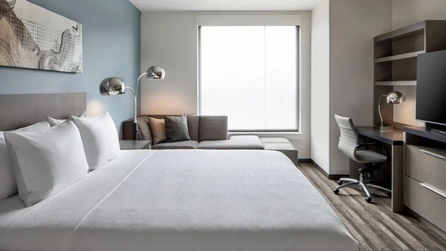 Den Accessible Double Guestroom