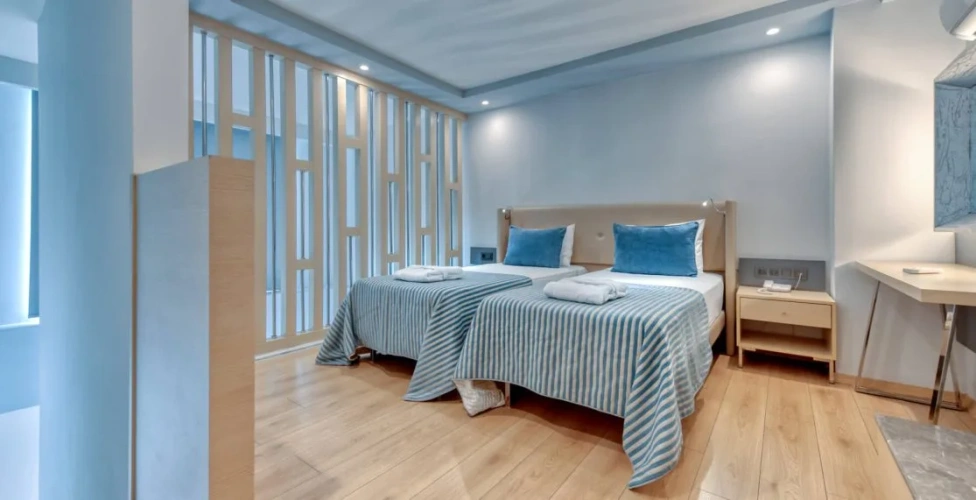 Duplex Swim Up Double room