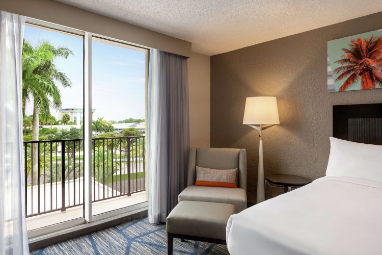 Embassy Suites by Hilton Miami International Airport photo 9