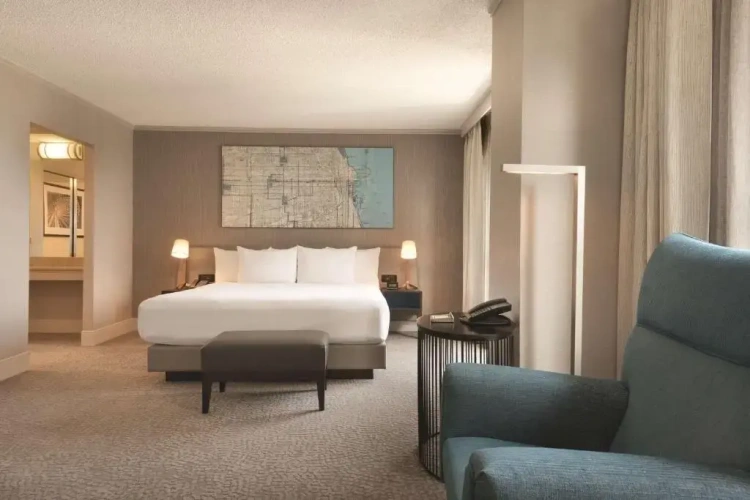 1 Bedroom Conference Double Suite