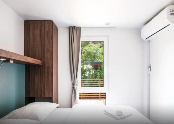 Deluxe Family Mobile Home