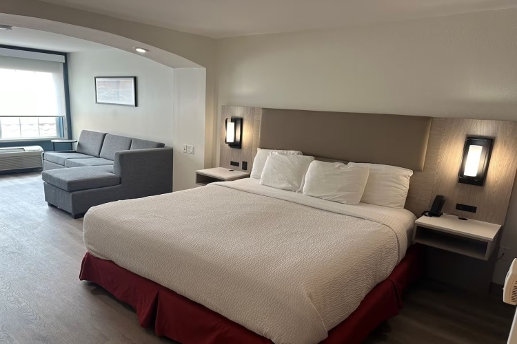 Mobility/Hearing Accessible Double room