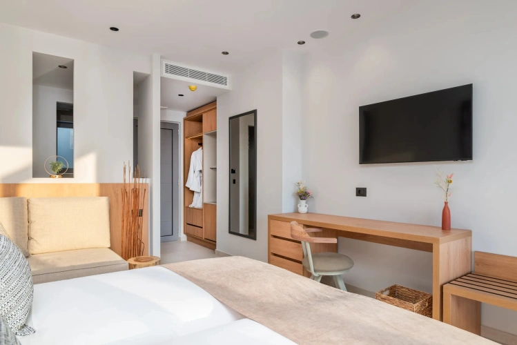Twin Hills Suite