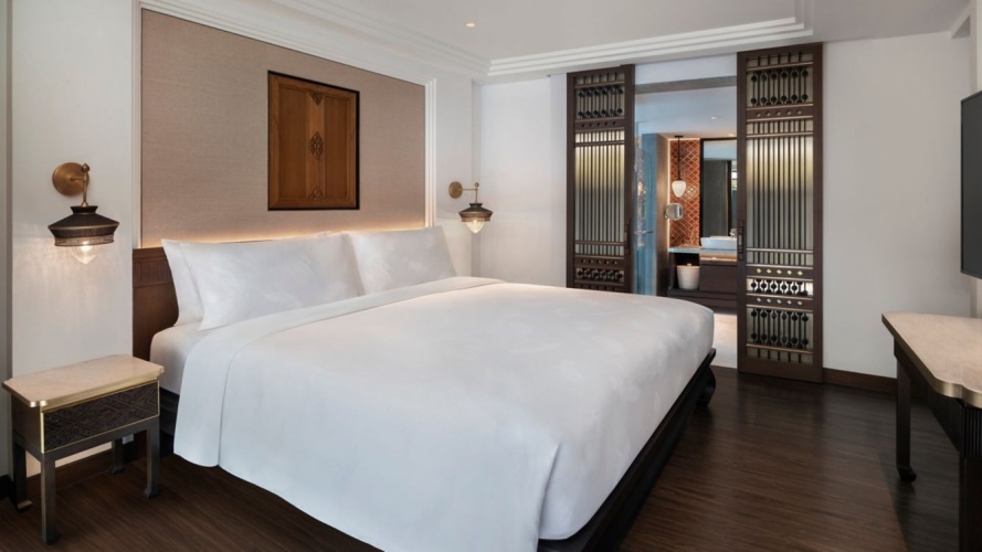 2 Bedrooms Suite with pool view