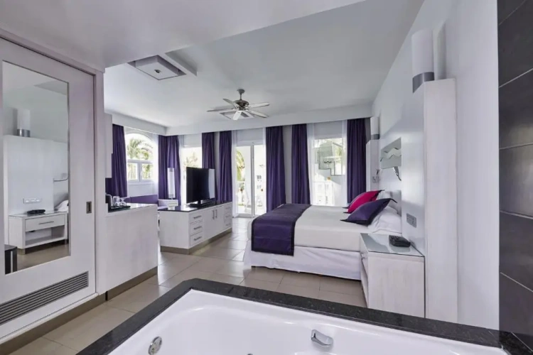 Jacuzzi Double Suite