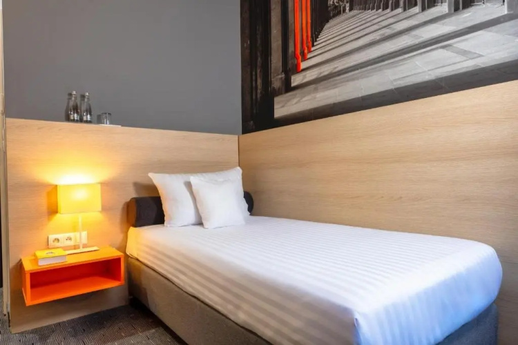 MDM Warsaw Hotel