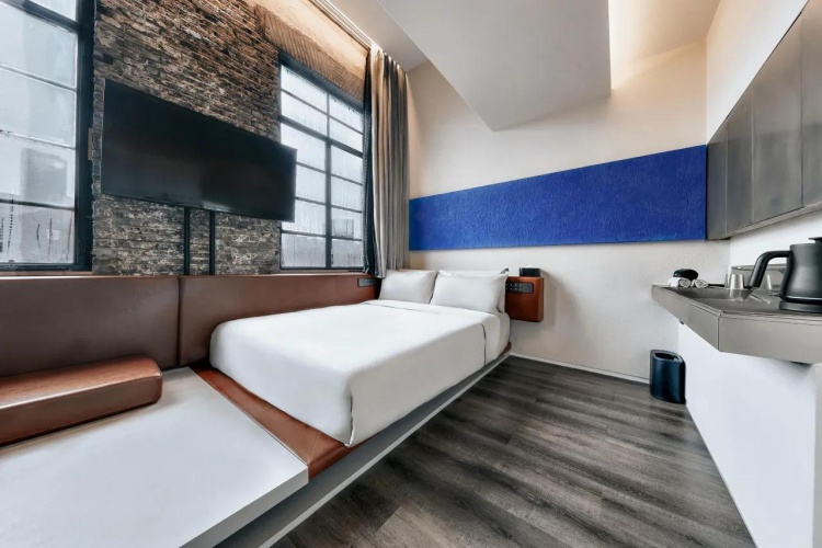 ZHotel The Somekh Building