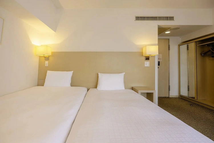 Corner Double room