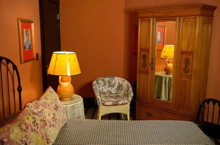 The Burroughs Twin room