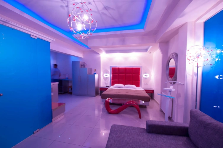 Double Large Suite