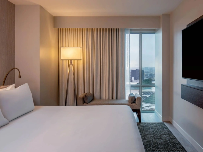 Corner Double Suite