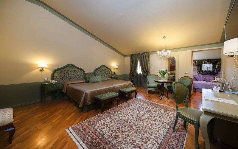 Double Suite