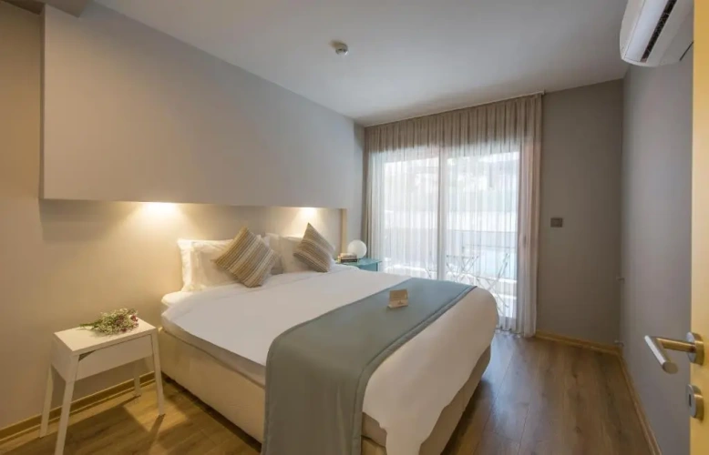 1 Bedroom Garden Suite