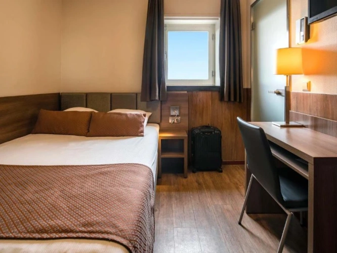 Small Double room