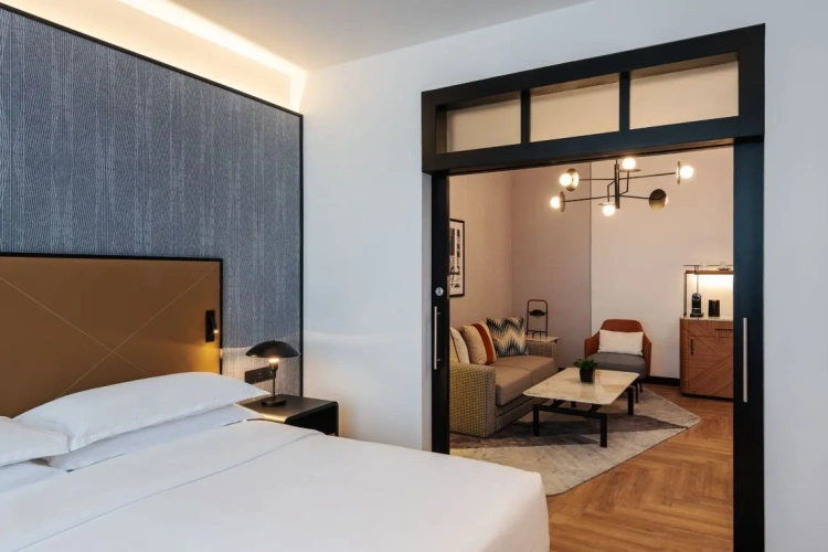 1 Bedroom Grand Deluxe Double Suite with Skyline view