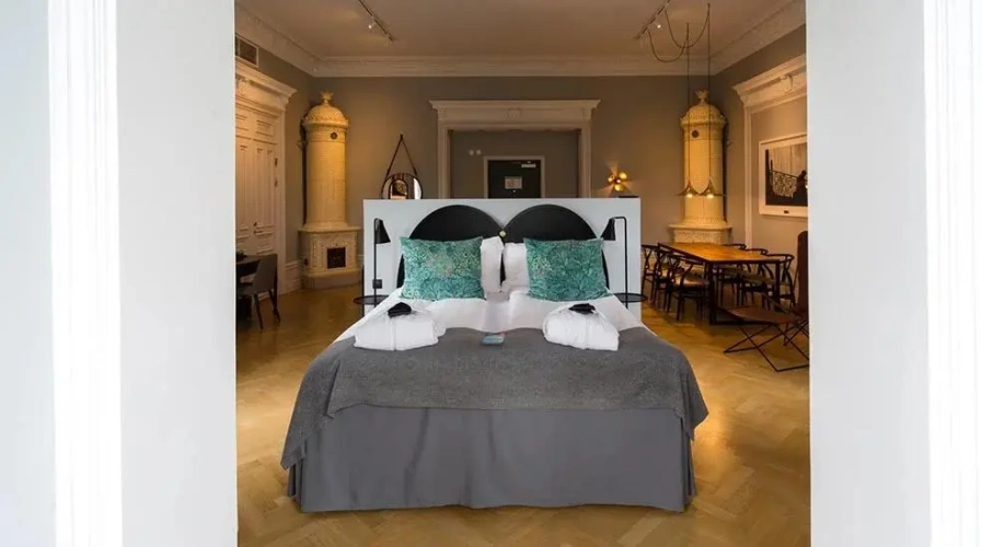 Double Suite