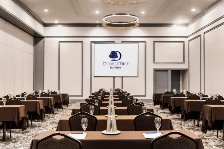 DoubleTree by Hilton Pointe Claire Montreal Airport West photo 16