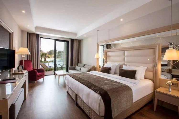 Swim Up Double room